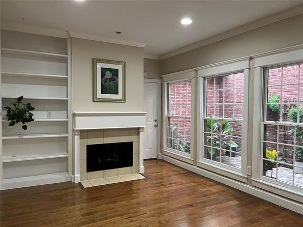 7447 Cambridge St APT 18, Houston, TX 77054