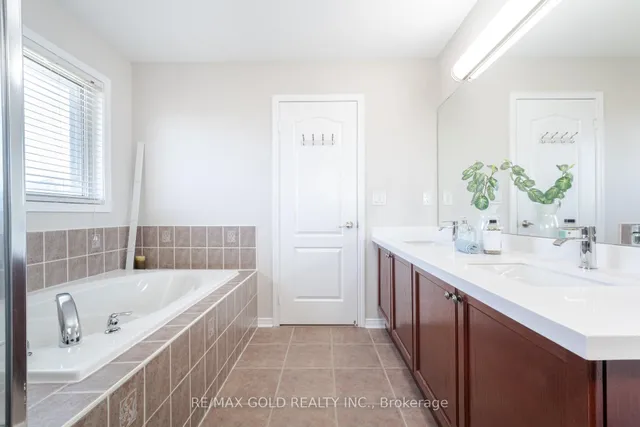 Additional image 23 of 22 Dovergreen Dr