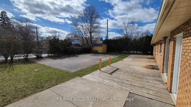 Additional image 5 of 538 Dynes Rd