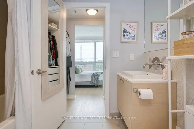 Additional image 33 of 51 Lady Bank Rd Unit 301