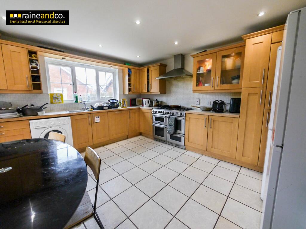 Additional image 2 of Cunningham Avenue, Salisbury Village, Hatfield