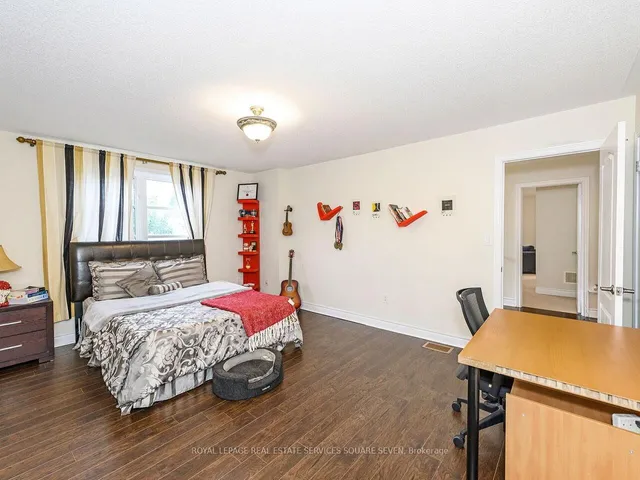 房产图片 36 - 2335 Awenda Dr