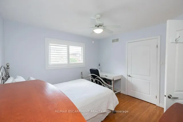 Additional image 28 of 10 Shadeland Cres