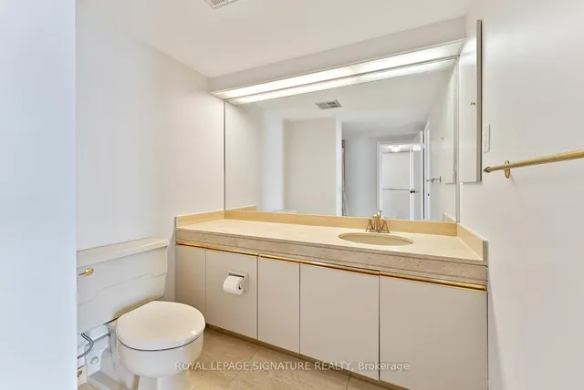 Additional image 29 of 65 Harbour Sq Unit 2603