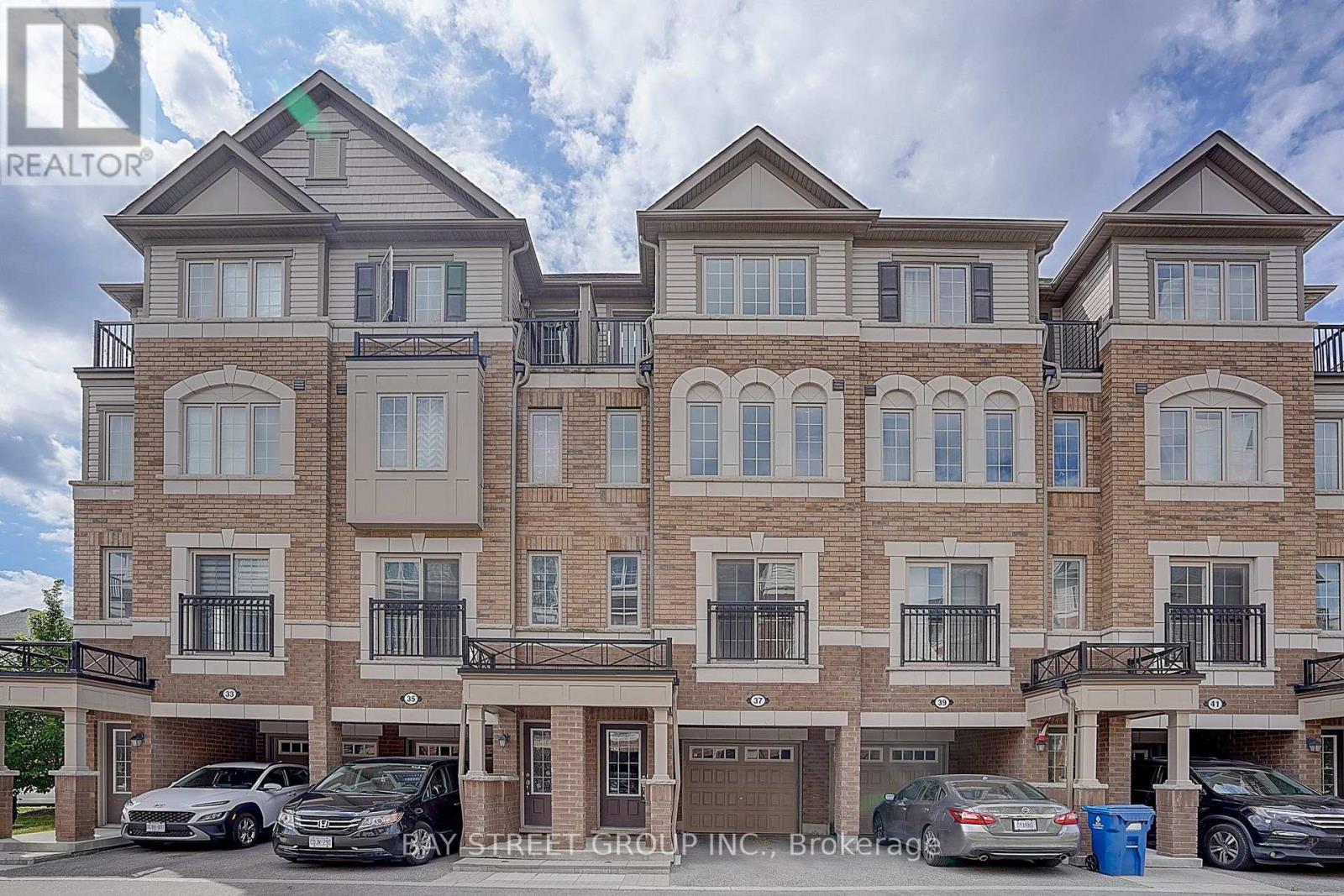 37 ICY NOTE PATH|Oshawa (Windfields), Ontario L1L0L1