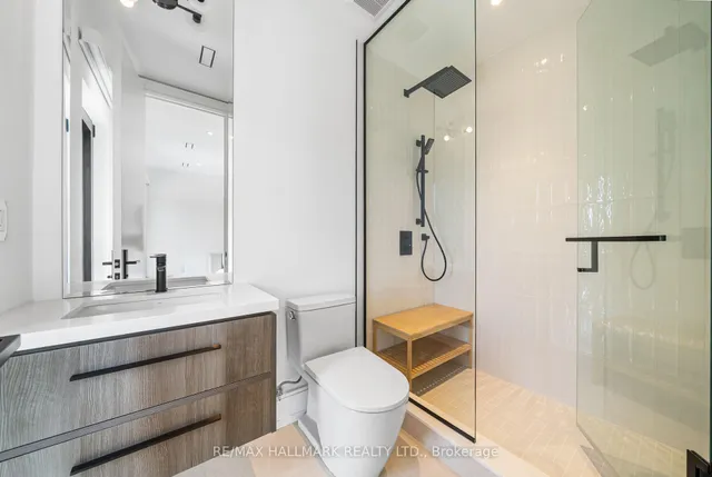 Additional image 30 of 22 Divadale Dr