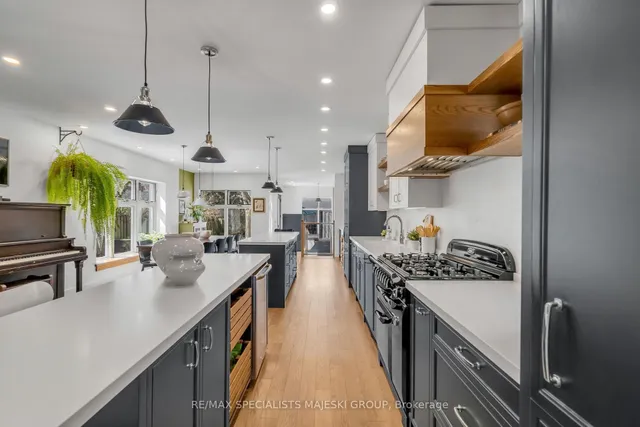 Additional image 6 of 48 Fourth St