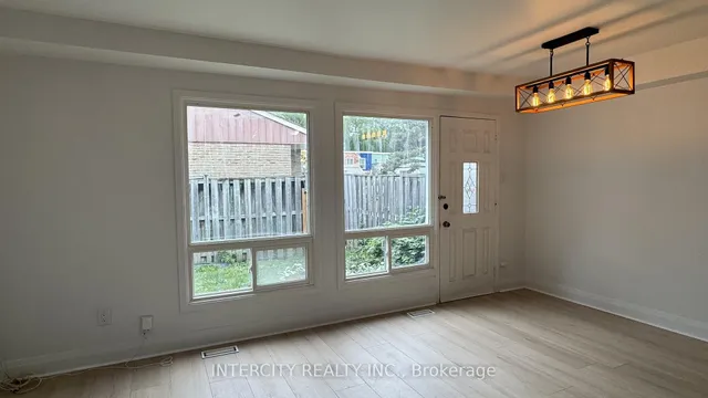 房产图片 4 - 多维藤巷24号