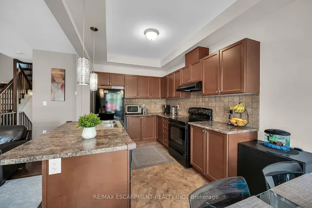 Additional image 20 of 121 Bankfield Cres