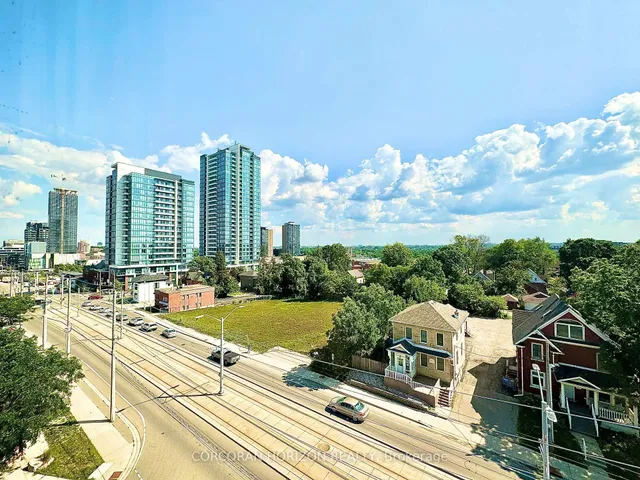 Additional image 14 of 690 KING St Unit 606