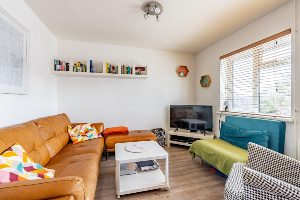 Additional image 2 of The Quadrant, St. Albans, Hertfordshire, AL4