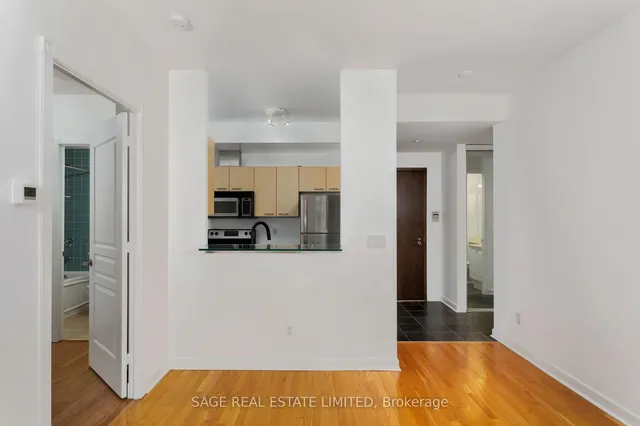 Additional image 16 of 438 Richmond St Unit 816