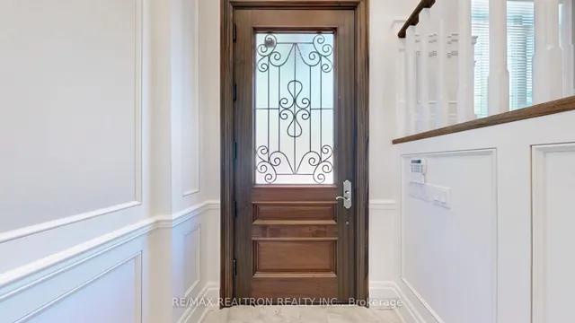 Additional image 21 of 71 Deloraine Ave