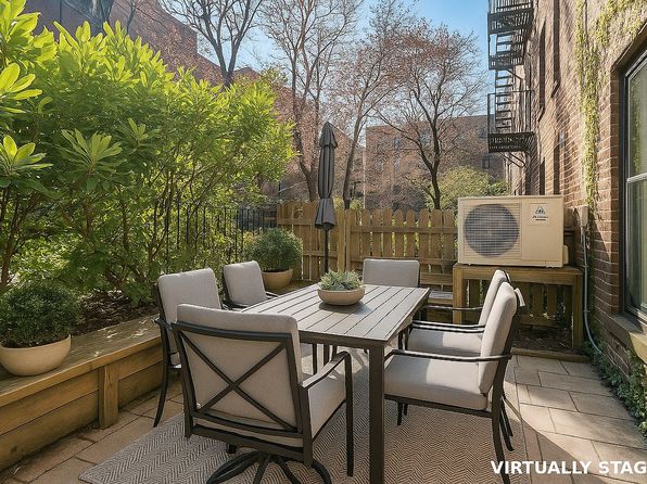 131 Barrow St, New York, NY 10014