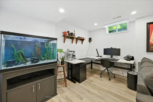 Additional image 34 of 1085 Harrogate Dr Unit 23