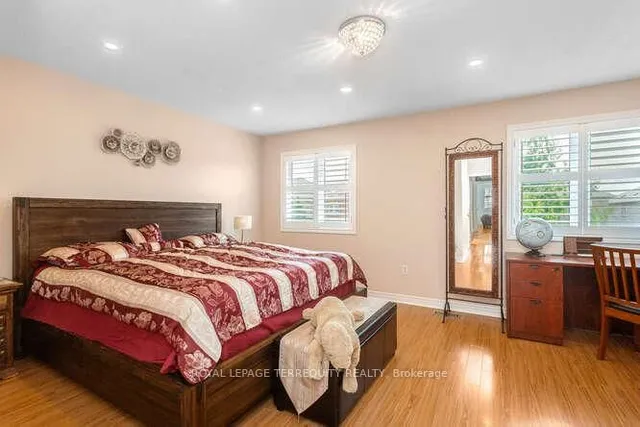 Additional image 17 of 7148 Village Walk