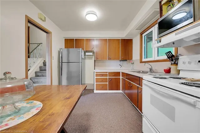 Additional image 11 of 54 Berko Ave