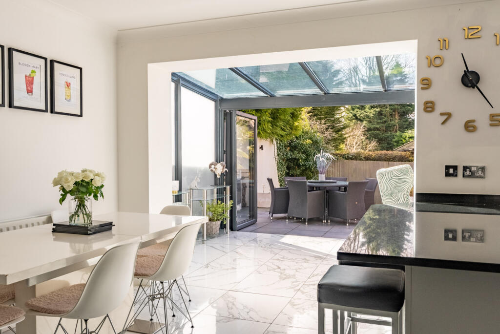 Additional image 5 of St. Andrews Drive, St. Albans, Hertfordshire, AL1