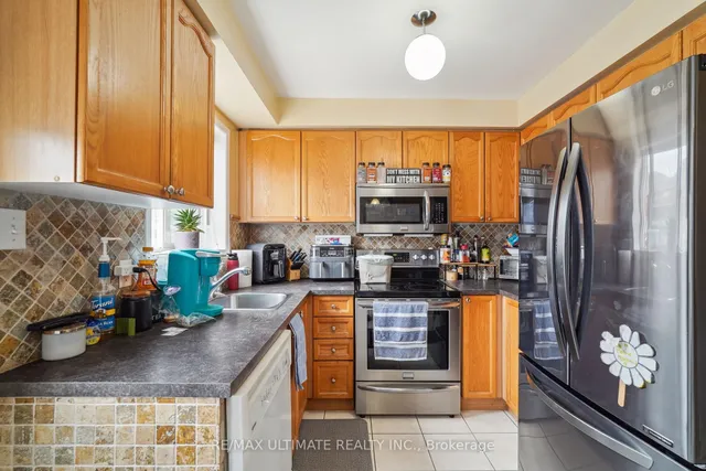 Additional image 9 of 2168 St. Clair Ave