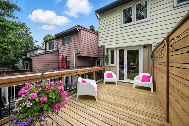 Additional image 24 of 276 Roselawn Ave