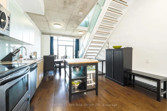 Additional image 4 of 33 Mill St Unit 607