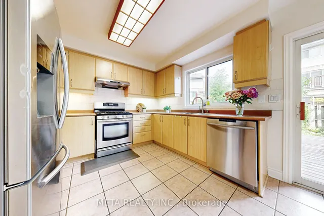 Additional image 4 of 26 Rumi Cres
