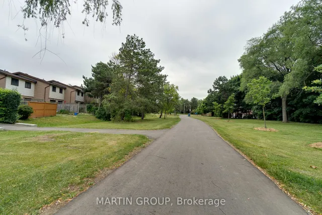 Additional image 37 of 46 Dearbourne Blvd Unit 4