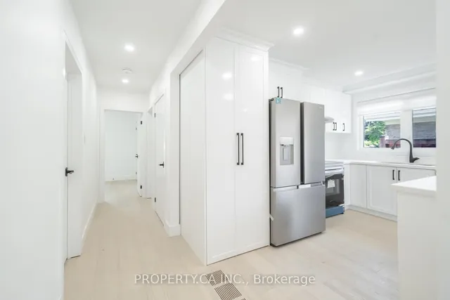 Additional image 8 of 33 Moorecroft Cres