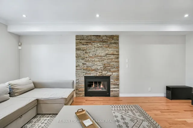 Additional image 24 of 205 Portage Lane