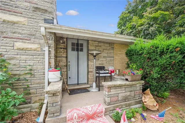 Additional image 7 of 143 Bruce St