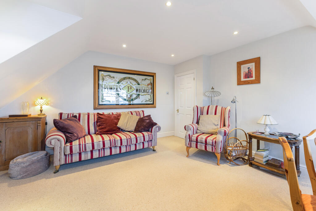 Additional image 4 of Hollybush Lane, HARPENDEN, AL5