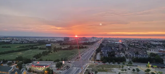 房产图片 27 - 25 Trailwood Dr 单元 2013