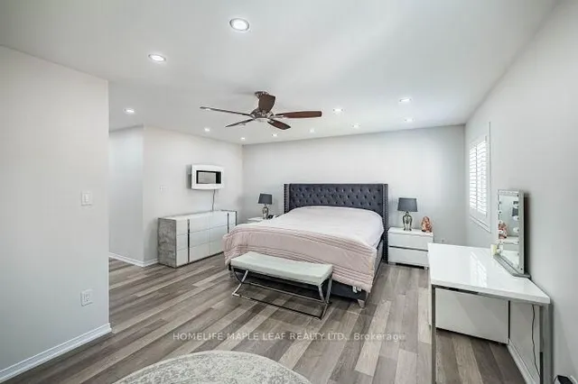 Additional image 34 of 68 Fallmeadow Circ