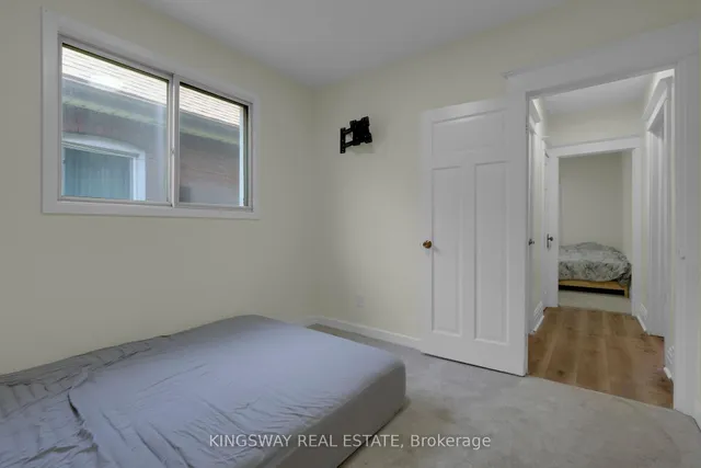 Additional image 18 of 136 Connaught Ave