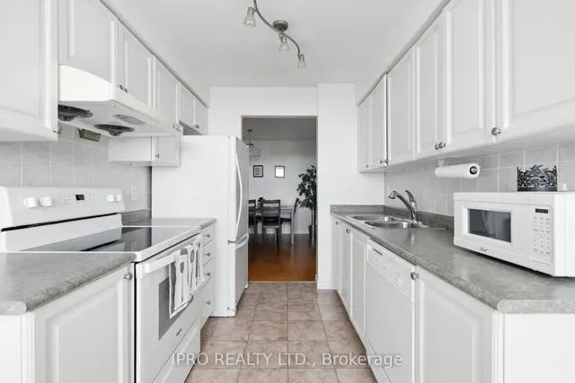 Additional image 6 of 61 Town Centre Crt Unit 1610