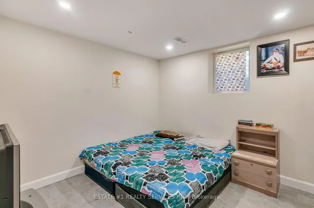 Additional image 28 of 9 Dowling Cres