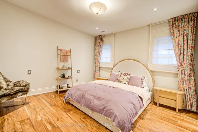 Additional image 30 of 42 Harold St