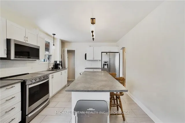 Additional image 13 of 96 East 21st St