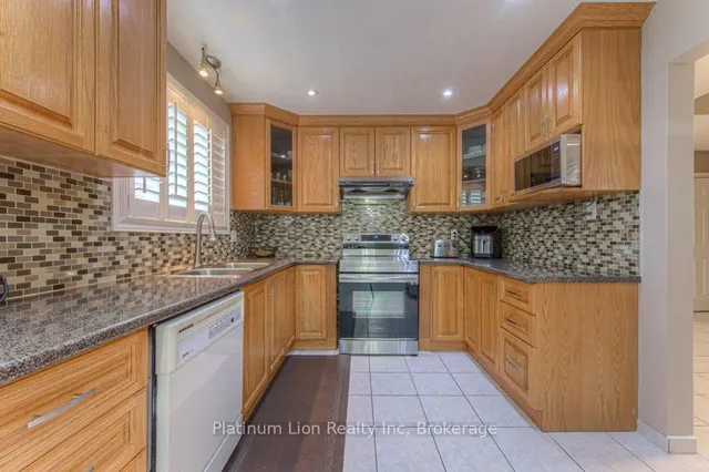 Additional image 10 of 33 Juniper Dr