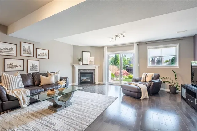 Additional image 29 of 94 Pinehill Dr