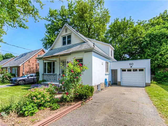 60 Rosedale Ave