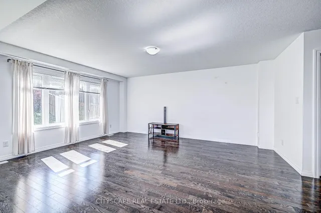 Additional image 9 of 6 Castlebay St