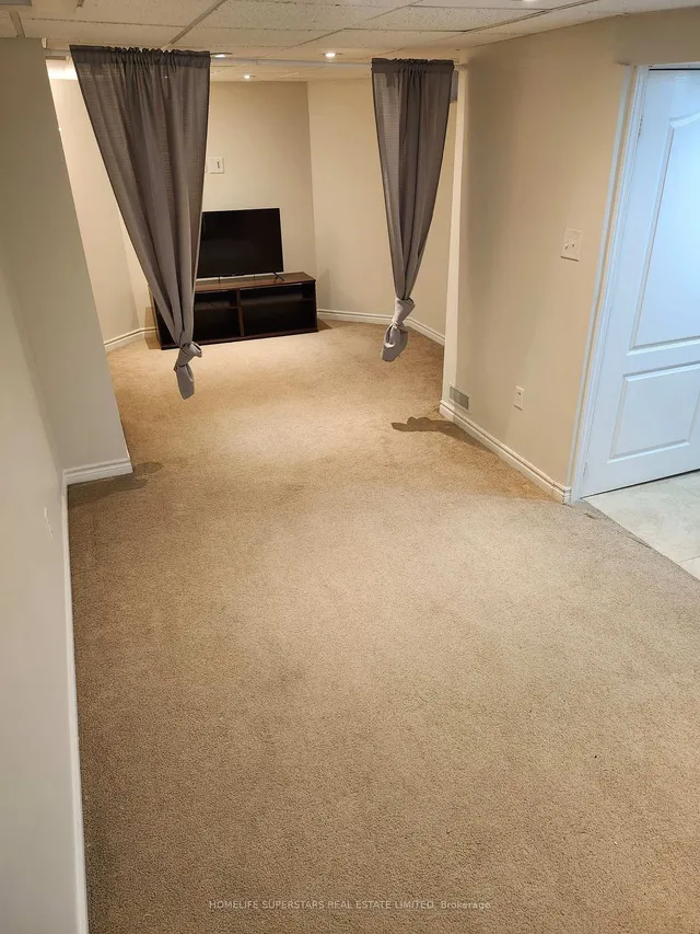 Additional image 29 of 13 Rocky Point Cres