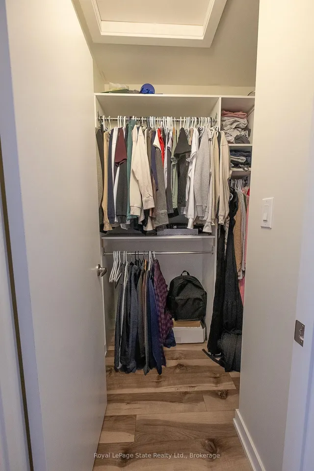 Additional image 13 of 590 North Service Rd Unit 127