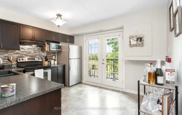 Additional image 21 of 1370 Main St Unit 205