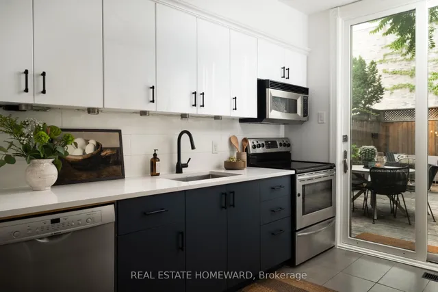 Additional image 11 of 169 De Grassi St