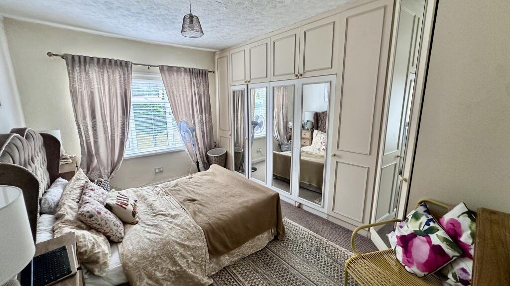 Additional image 14 of Yardley wood road, Moseley, B13