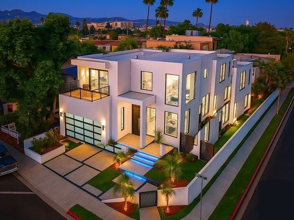 900 N Vista St, Los Angeles, CA 90046