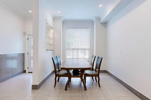 Additional image 4 of 692 Gerrard St