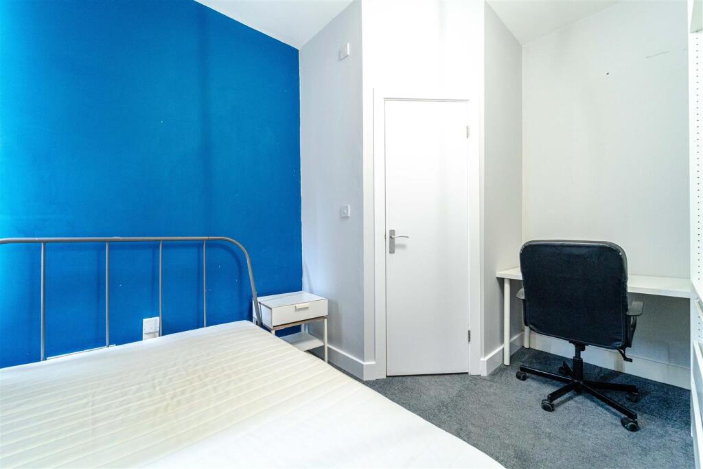 Additional image 11 of Rookery Road, Selly Oak, Birmingham, West Midlands, B29